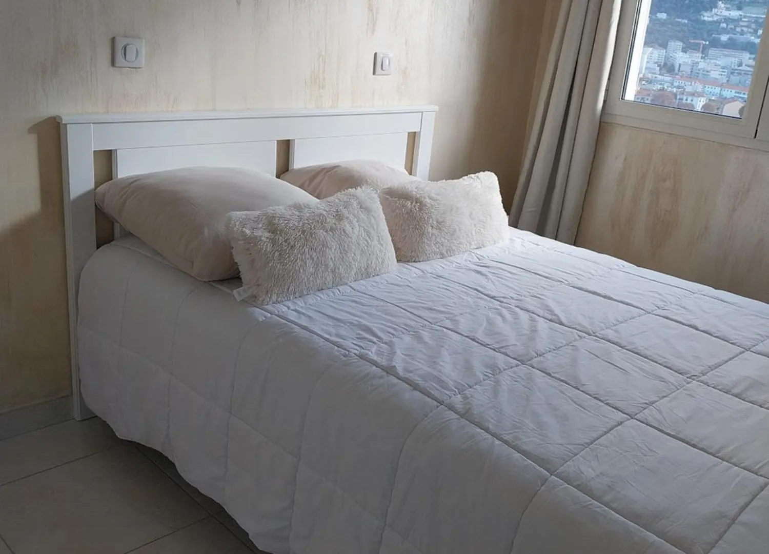 Appartement 4 Pieces Avec Vue Mer Et Stationnement Prive A نيس شقة