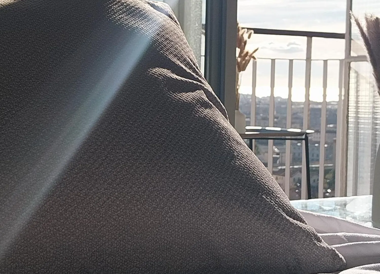 Appartement 4 Pieces Avec Vue Mer Et Stationnement Prive A Niza